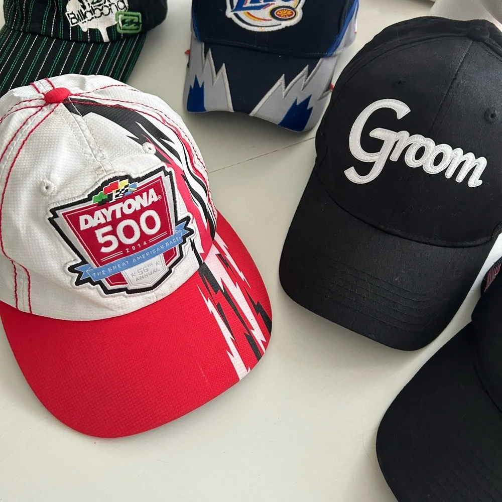 Lot bundle 6 men’s caps hats. Selling collection. 1 pink women's hat